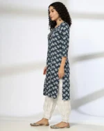 Women Floral Print Straight Kurta - Image 4